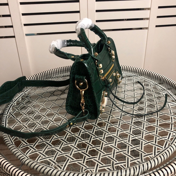 バレンシアガバッグ細部ディテール